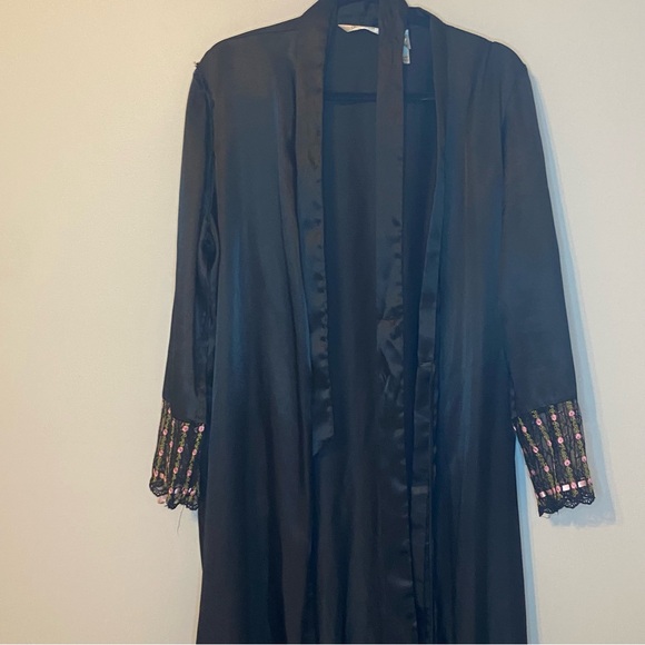 Delicates Black Satin Robe with Rose Accents on sleeve - Picture 8 of 8